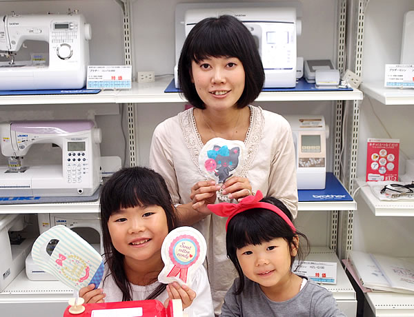 子供のためのミシンのおもちゃ！毛糸ミシン「Hugハグ」