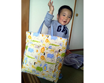 アニマル柄の保育園バッグ