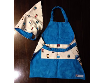 新幹線・東京タワー・スカイツリーの生地で作ったエプロンと三角巾