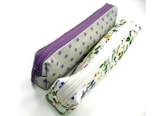 市販？！ラミネート化粧ポーチ