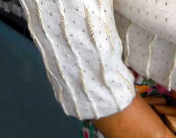 うぇ～ぶ機能を使用したプルオーバー型カットソー